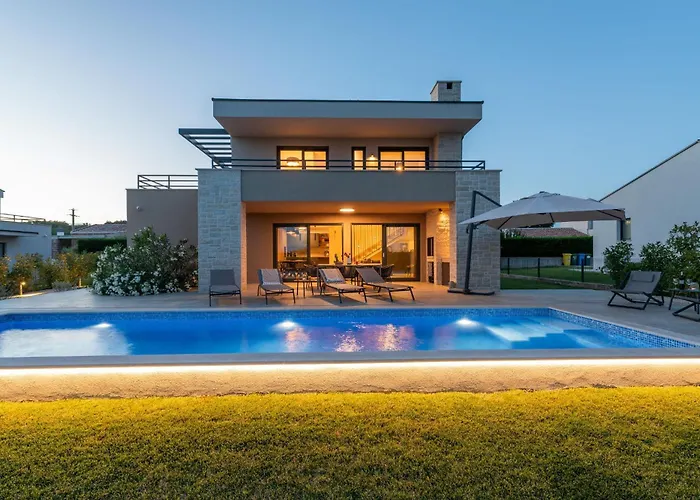 Mahalo Villa